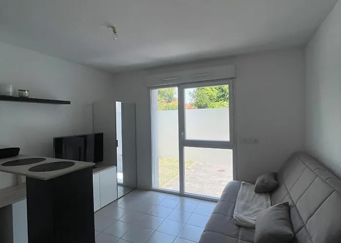 Avec Place De Parking Privee Апартаменты Бейонн