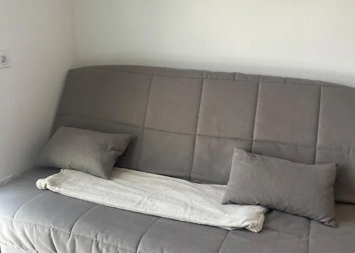 Avec Place De Parking Privee * Бейонн